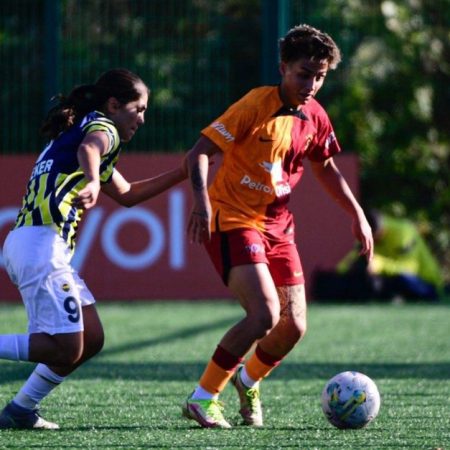 Fenerbahçe Galatasaray: 2-3 | MAÇ SONUCU ÖZET Kadın Futbol maçı özet